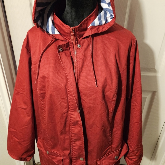 D&company  red jacket with hoodie - Picture 6 of 8